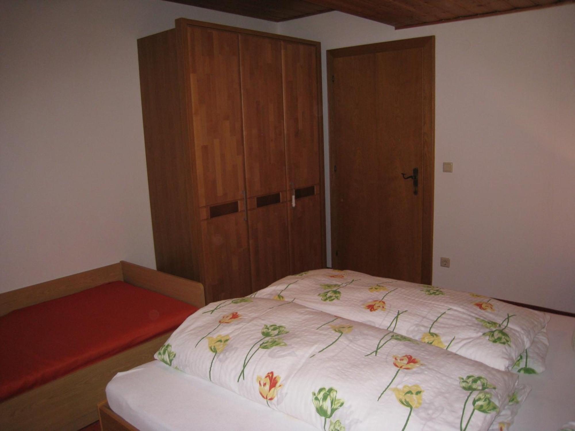 Hotel Haus Birgit Pettneu am Arlberg Esterno foto