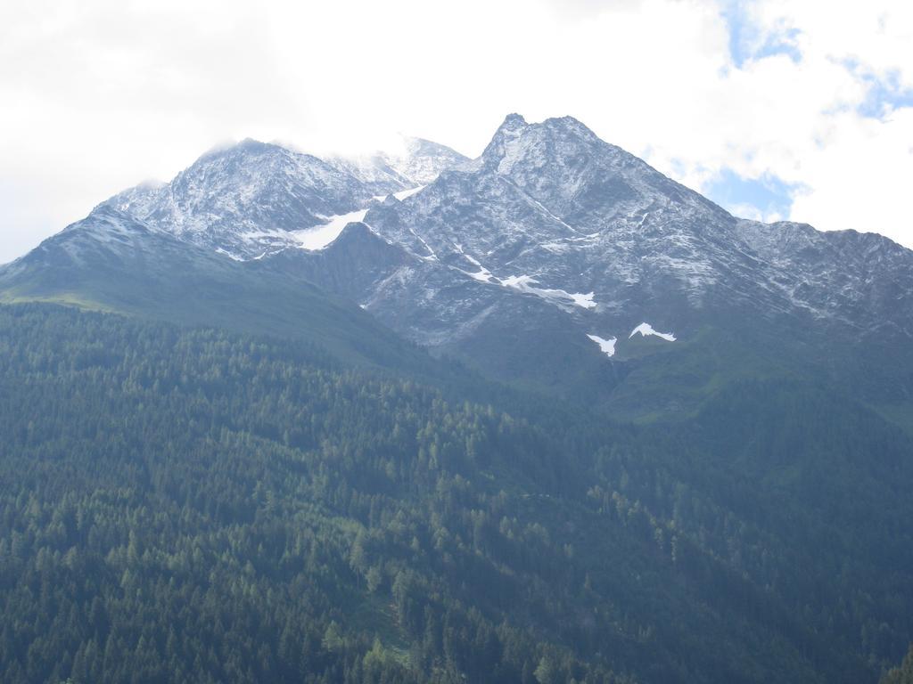 Hotel Haus Birgit Pettneu am Arlberg Esterno foto