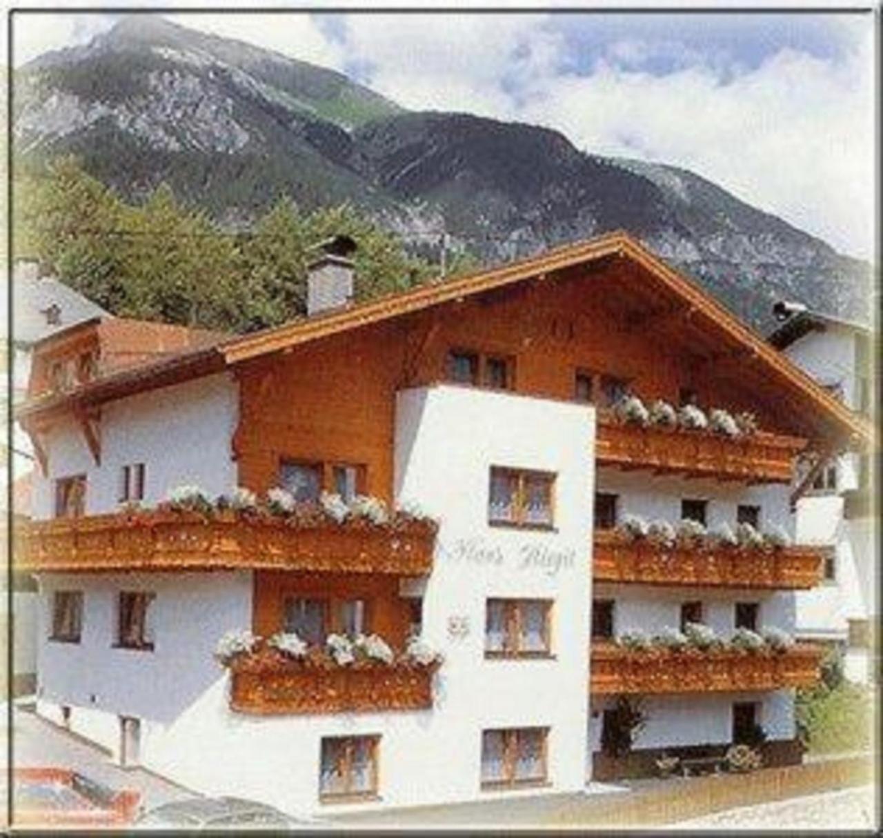 Hotel Haus Birgit Pettneu am Arlberg Esterno foto